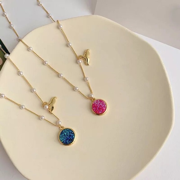 Necklace - Picture 3 of 4